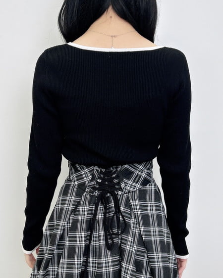 INGNI（イング） デコルテオープンリブニット ｸﾛ/ｵﾌﾎﾜｲﾄ