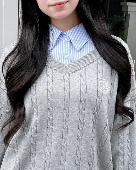 INGNI（イング） シャツドッキングVネックニット ｸﾞﾚｰ