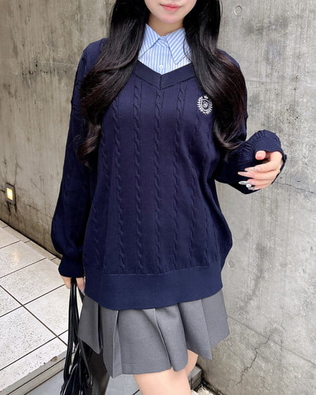 INGNI(イング) シャツドッキングVネックニット コン