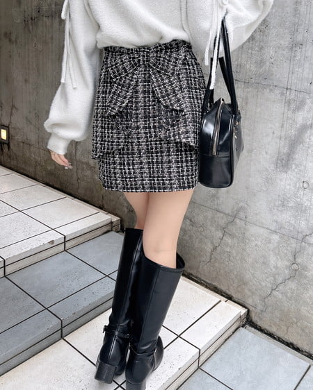 INGNI（イング） バックリボンツイードタイトミニスカパン ｸﾛ/ﾂｲｰﾄﾞ