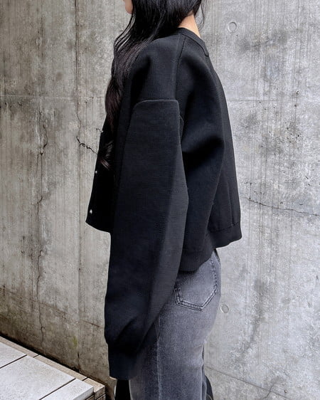 INGNI（イング） ショート丈スポンディッシュニットカーディガン ｸﾛ