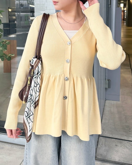 INGNI(イング) 金ボタンペプラムニットカーディガン イエロー