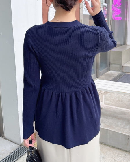 INGNI(イング) 金ボタンペプラムニットカーディガン コン