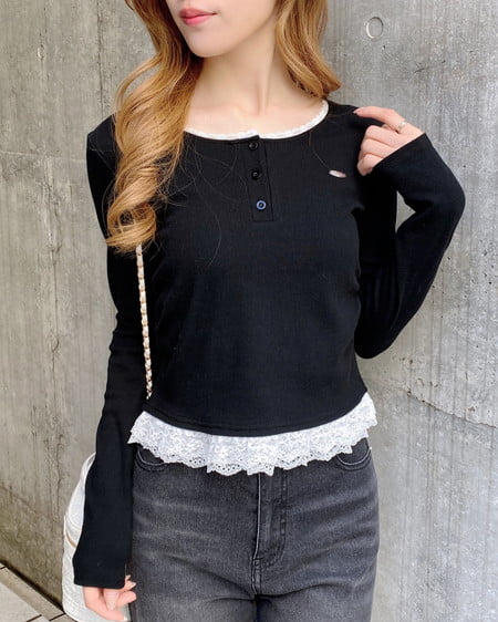 INGNI(イング) ヘンリーネックレース付プレートロゴ長袖リブトップス クロ