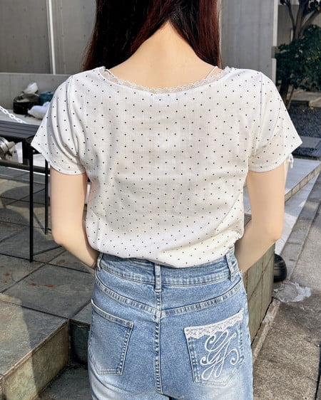 INGNI（イング） レース付フロントギャザーリボンリブトップス ｵﾌﾎﾜｲﾄ/ｸﾛ