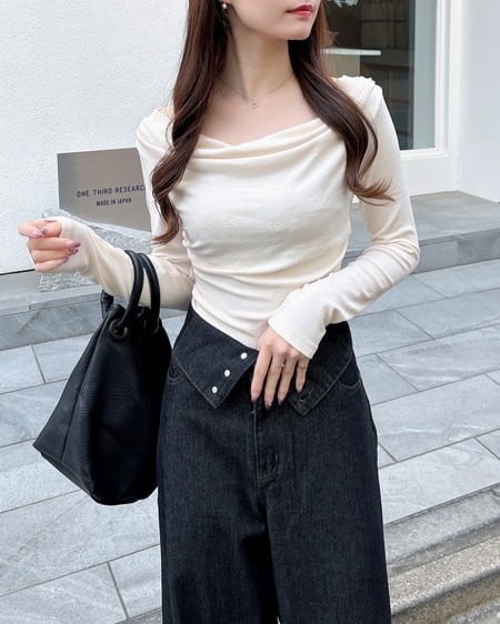 INGNI（イング） ギャザードレープトップス ｱｲﾎﾞﾘｰ