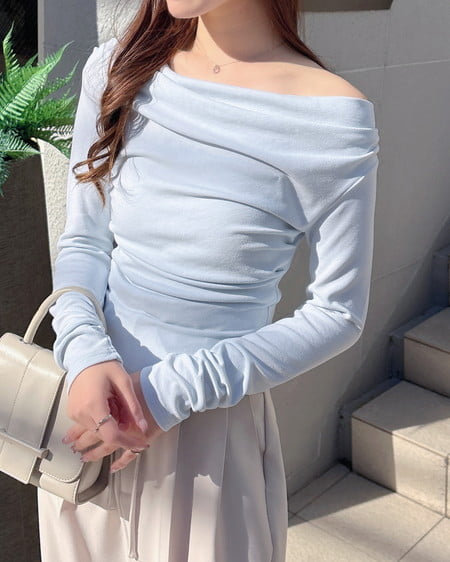 INGNI（イング） ギャザードレープトップス ｻｯｸｽ