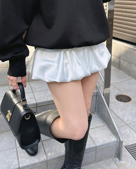 INGNI（イング） サテンバルーンスカパン ｵﾌﾎﾜｲﾄ