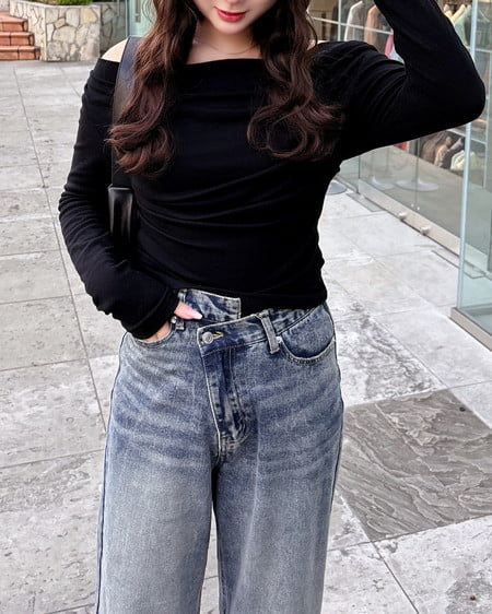 INGNI（イング） ギャザードレープトップス ｸﾛ