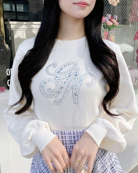 イニシャルビジューロゴニット