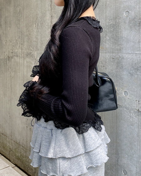 INGNI（イング） フリルレースドッキングリブニットカーディガン ｸﾛ