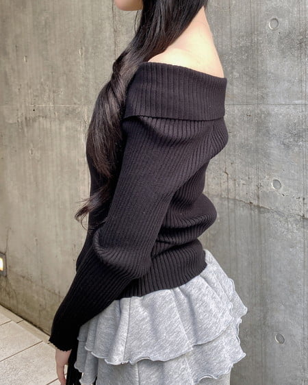 INGNI（イング） 襟付オフショルニットカーディガン ｸﾛ