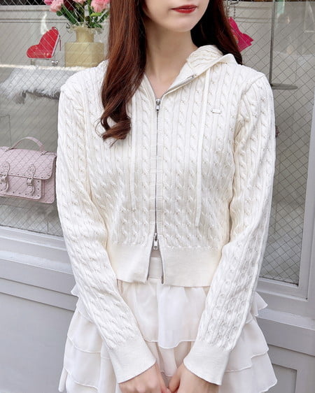 INGNI（イング） プレート付ケーブルニットパーカー ｱｲﾎﾞﾘｰ