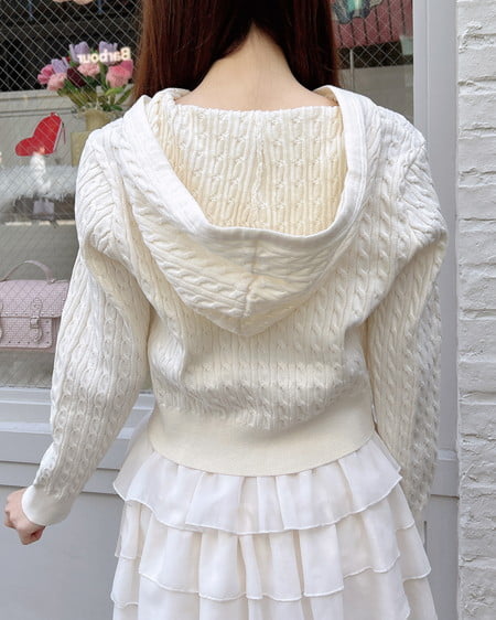 INGNI（イング） プレート付ケーブルニットパーカー ｱｲﾎﾞﾘｰ