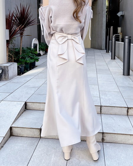 INGNI（イング） バックリボンマーメイドスカート ﾗｲﾄﾍﾞｰｼﾞｭ