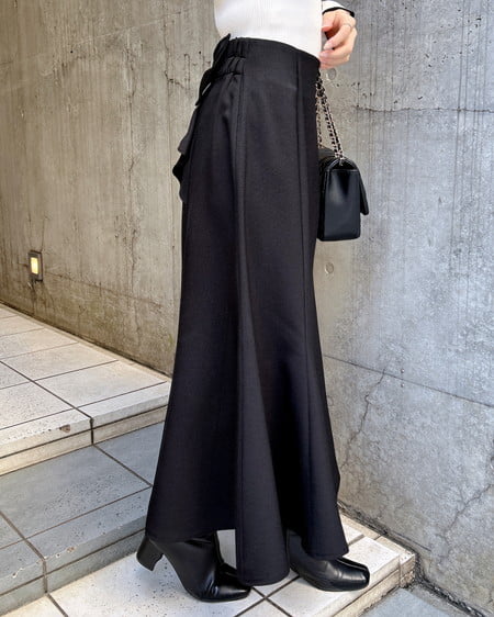 INGNI（イング） バックリボンマーメイドスカート ｸﾛ