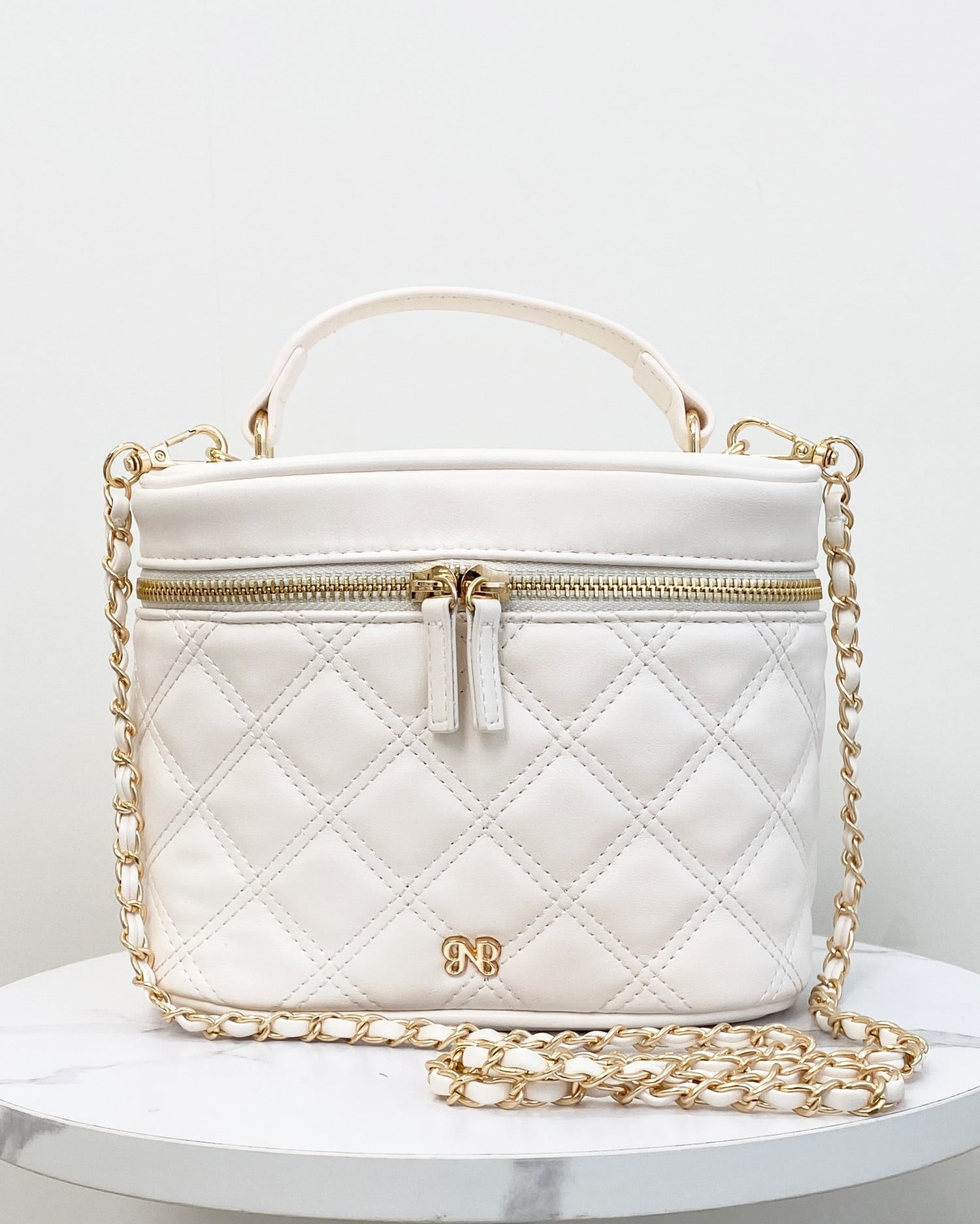 キルティングバニティショルダーバッグ