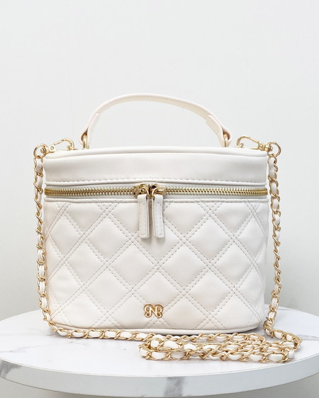 キルティングバニティショルダーバッグ