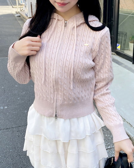 INGNI（イング） プレート付ケーブルニットパーカー ﾋﾟﾝｸ