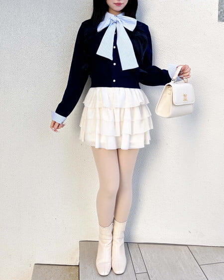 INGNI（イング） ボウタイドッキングニット ｺﾝ/ﾌﾞﾙｰｽﾄﾗｲﾌﾟ