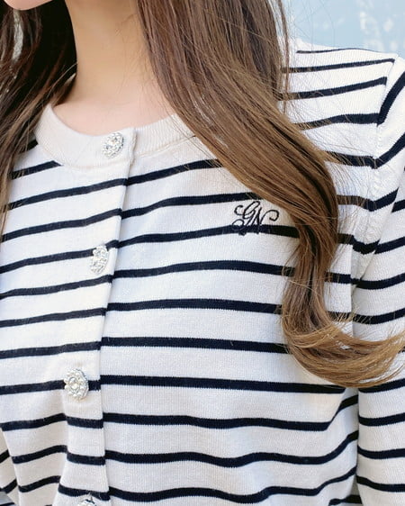 INGNI（イング） ビジューボタンニットカーディガン ｵﾌｸﾛ/ﾎﾞｰﾀﾞｰ