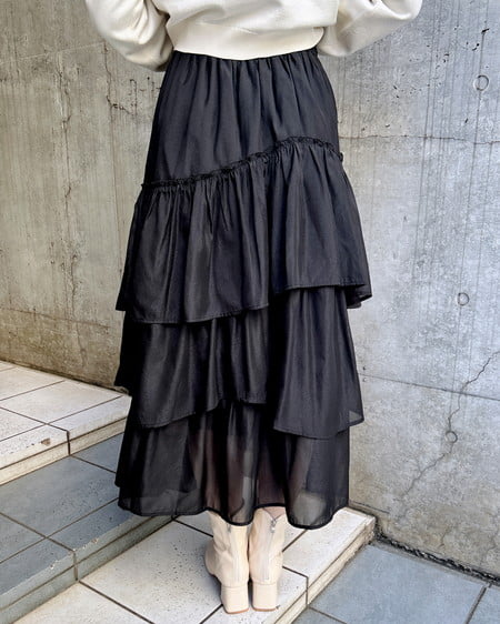 INGNI（イング） シアーティアードスカート ｸﾛ