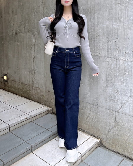 INGNI（イング） ポケット刺繍フレアデニムパンツ ｲﾝﾃﾞｨｺﾞ