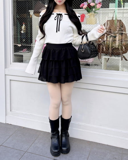 INGNI(イング) リボンオフショルフレアスリーブニット オフホワイト/クロ