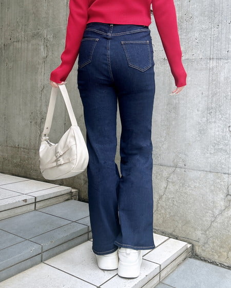 INGNI（イング） フレアデニムパンツ ｲﾝﾃﾞｨｺﾞ