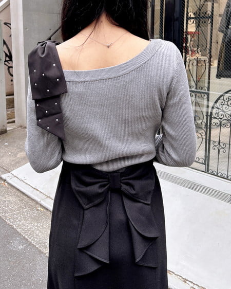 INGNI（イング） ワンショルビジュー付肩リボンニット ｸﾞﾚｰ