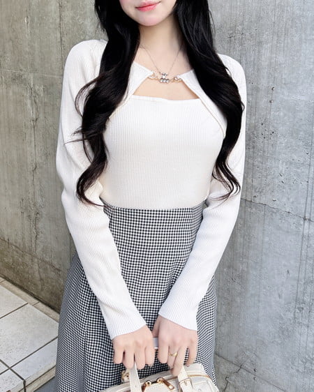 INGNI(イング) ビット付デコルテオープンリブニット オフホワイト