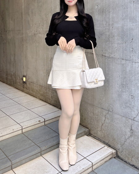 INGNI（イング） ビット付デコルテオープンリブニット ｸﾛ