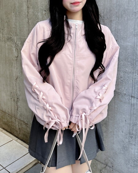 INGNI（イング） 袖レースアップクロップド丈マウンテンパーカー ﾋﾟﾝｸ