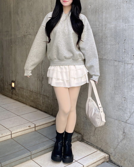 INGNI（イング） ダンボールハーフジップ胸刺繍ロゴパーカー ｸﾞﾚｰ/ｵﾌﾎﾜｲﾄ