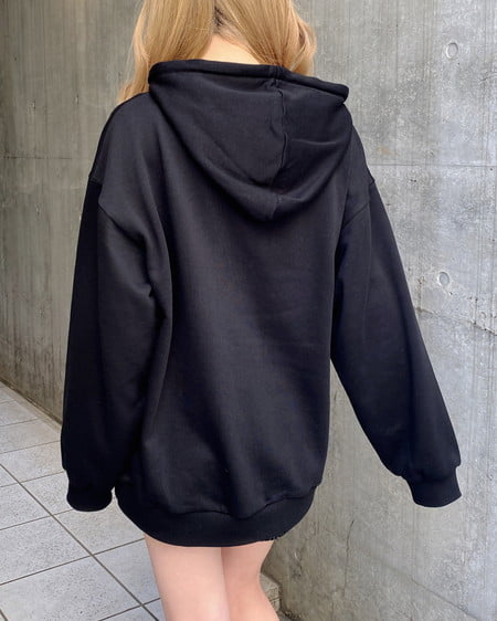 INGNI（イング） キルティングロゴスウェットパーカー ｸﾛ/ｵﾌﾎﾜｲﾄ