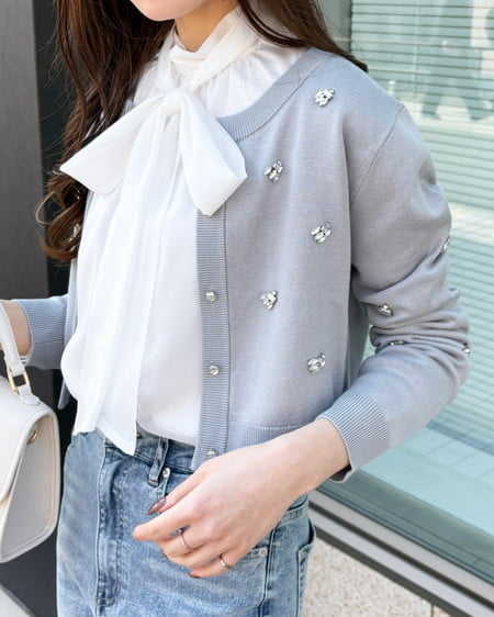 【2026年新作】【プレミアムライン INGNI SOELA】ビジュー装飾ニットカーディガン