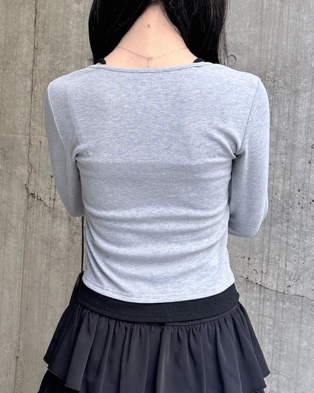 INGNI（イング） キャミレイヤード風リブレースアップトップス ｸﾞﾚｰ/ｸﾛ