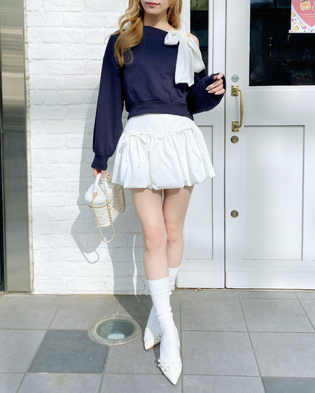 INGNI（イング） スウェット肩リボン胸ロゴワンショルトップス ｺﾝ