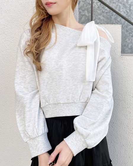 INGNI（イング） スウェット肩リボン胸ロゴワンショルトップス ｵｰﾄﾐｰﾙ