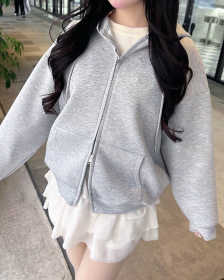 INGNI（イング） ビジュー付ダンボールジップパーカー ｸﾞﾚｰ