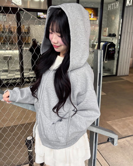 INGNI（イング） ビジュー付ダンボールジップパーカー ｸﾞﾚｰ