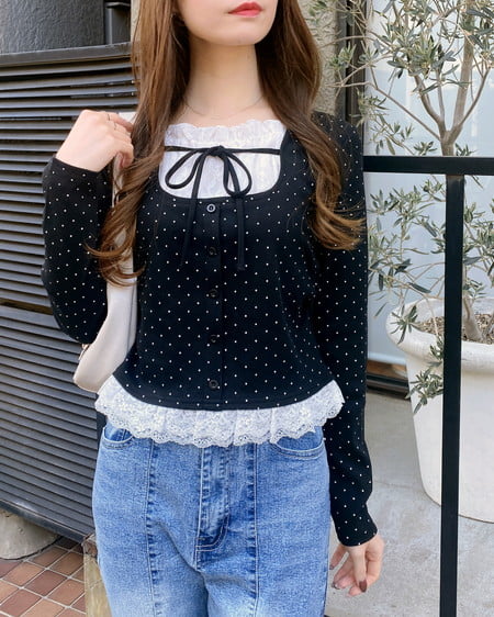 INGNI(イング) レースレイヤード風リボン付きリブトップス クロオフ/ドット