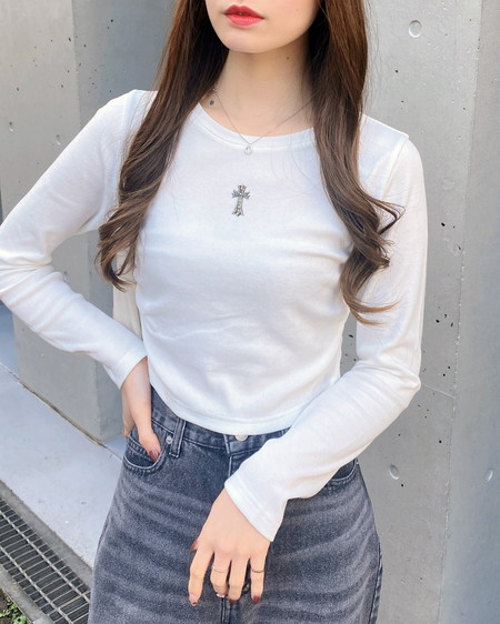 装飾クロス付サイドギャザーリブロンT