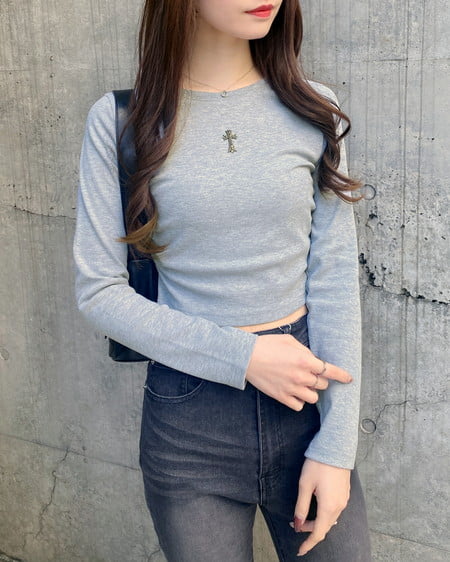 INGNI（イング） 装飾クロス付サイドギャザーリブロンT ｸﾞﾚｰ