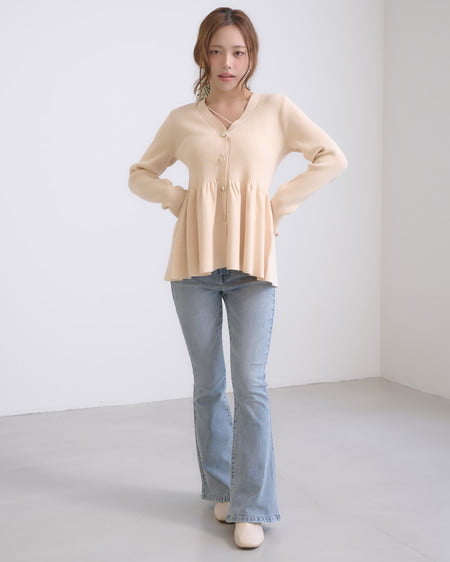 INGNI（イング） 金ボタンペプラムニットカーディガン ｱｲﾎﾞﾘｰ