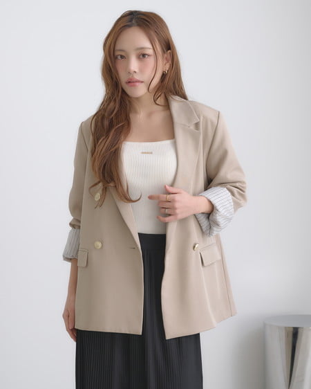 INGNI（イング） 金ボタンテーラードジャケット ﾗｲﾄﾍﾞｰｼﾞｭ