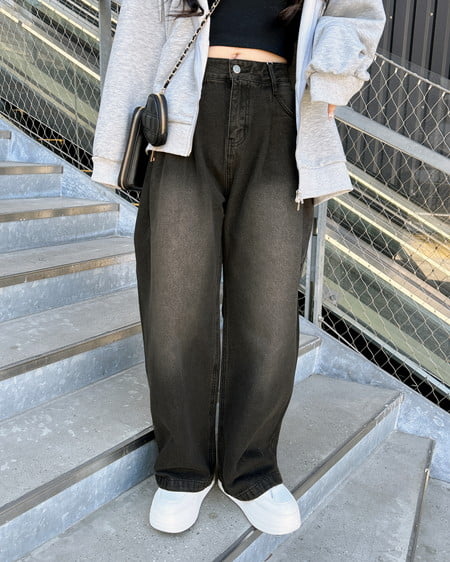 バレルレッグデニムパンツ