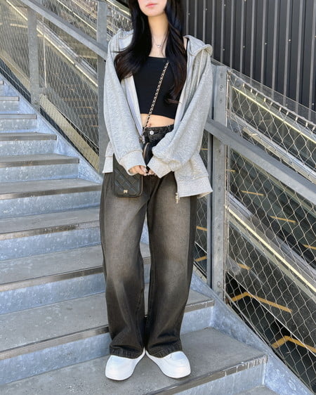 INGNI（イング） バレルレッグデニムパンツ ｸﾛ