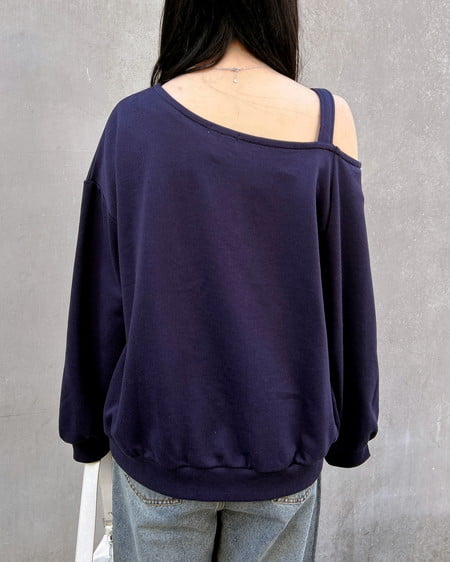 INGNI（イング） 肩ベルト付ナンバリングスウェットトップス ｺﾝ