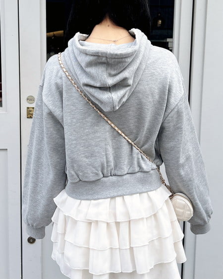 INGNI（イング） レース付胸ロゴスウェットショートジップパーカー ｸﾞﾚｰ